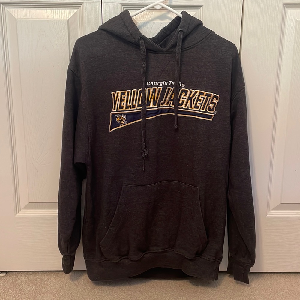 Georgia Tech Yellow Jackets sports sweatshirt size medium
